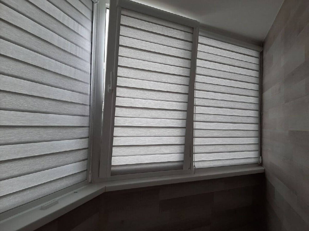 Rèm Cầu Vồng Quận 10 - Chỉ từ 400k/1m2